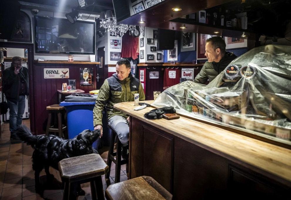  Нидерландия бар 