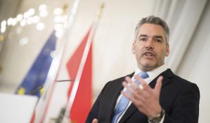 Австрия заплаши, че ще блокира срещата на върха на ЕС заради миграцията