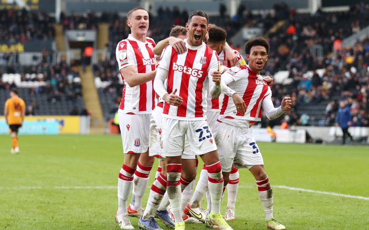 Раздиран от COVID-19, но Стоук Сити срази Хъл като гост