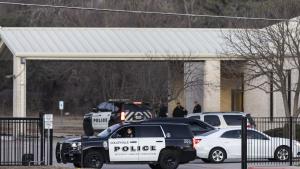 Британското външно министерство потвърди че мъжът който бе взел заложници