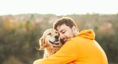 куче и човек