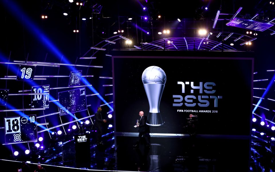 Тази вечер ФИФА ще обяви победителя в своята анкета за