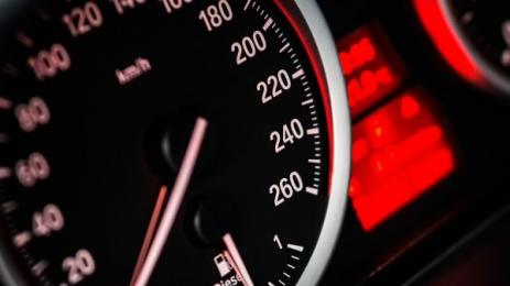 шофьори скорост