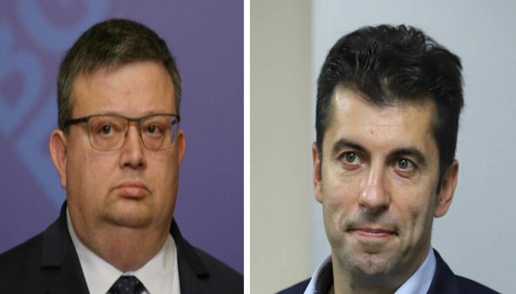 Цацаров Петков - След като депозира оставката си в НС: Цацаров сезира Прокуратурата за изказване на Петков