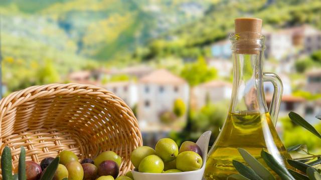 Проучване: Средиземноморската диета в комбинация със зелен чай подмладява мозъка