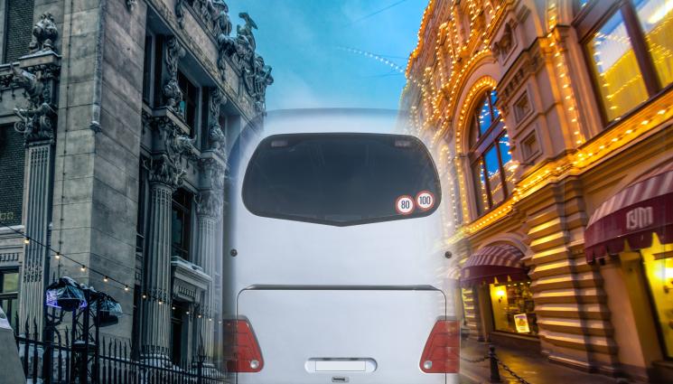 киев москва автобус - Москва започнала да изтегля дипломати и семействата им от Украйна