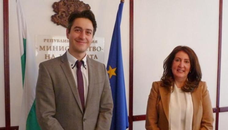 атанас атанасов - Атанасов и Мустафа единодушни: Културните връзки между България и САЩ трябва да се задълбочат