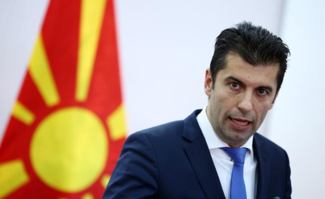 След посещението в Скопие: Кирил Петков отчете два основни успеха