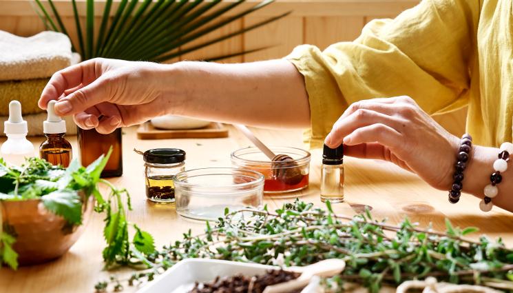 Биоритъм - БИОРИТЪМ: Дафинов лист и гръмотрън ни спасяват от ошипяване