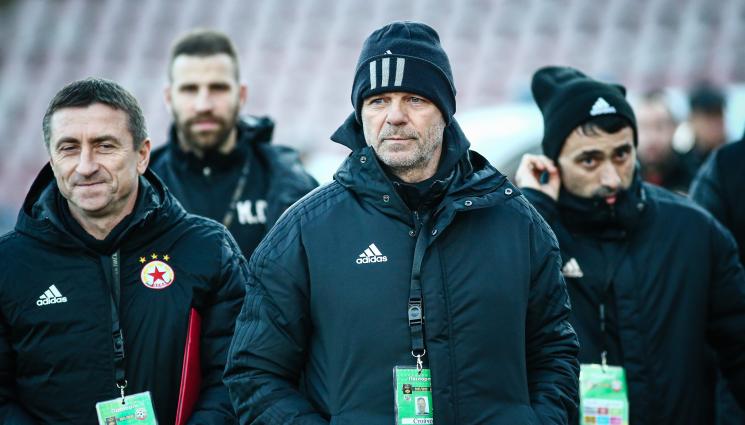 Стойчо Младенов Нанков Янчев - Друг треньор сменя Стойчо Младенов начело на ЦСКА за контролата със Стал