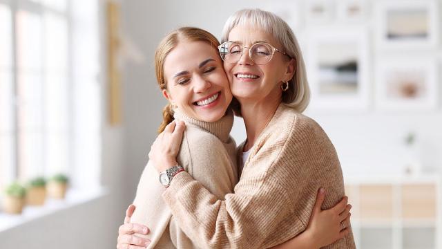 Прегръдките стимулират имунната система, облекчават болката, пазят сърцето