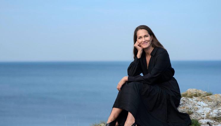 Уикенд - От авторката на Червената тетрадка: Вина и приятелство по шведски