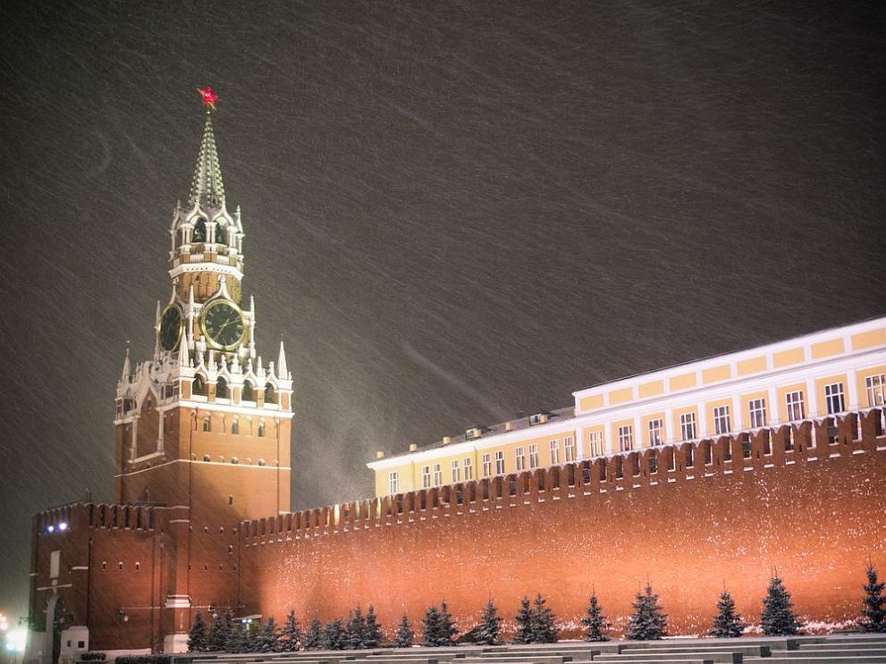 Кремъл разглежда всички държави, които санкционират Русия, като фактически неприятелски,