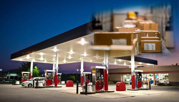 колети - Горивото напомпа двойно колета, опашки от чакащи за пратки въпреки скока