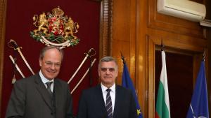Министърът на отбраната Стефан Янев проведе среща с Н Пр Кристоф
