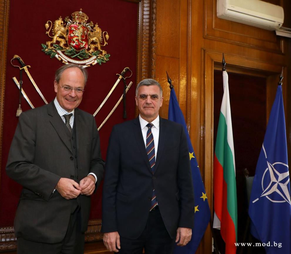Министърът на отбраната Стефан Янев проведе среща с Н.Пр. Кристоф