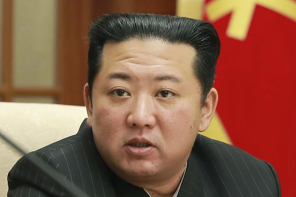 Севернокорейският лидер Ким Чен-ун поздрави китайския президент Си Цзинпин за преизбирането