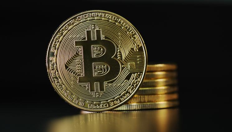 Биткойн - ПАК УДАРИ ТАВАНА: Биткойнът с исторически рекорд!