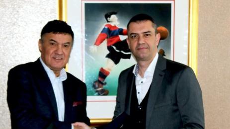 Виктор Касай