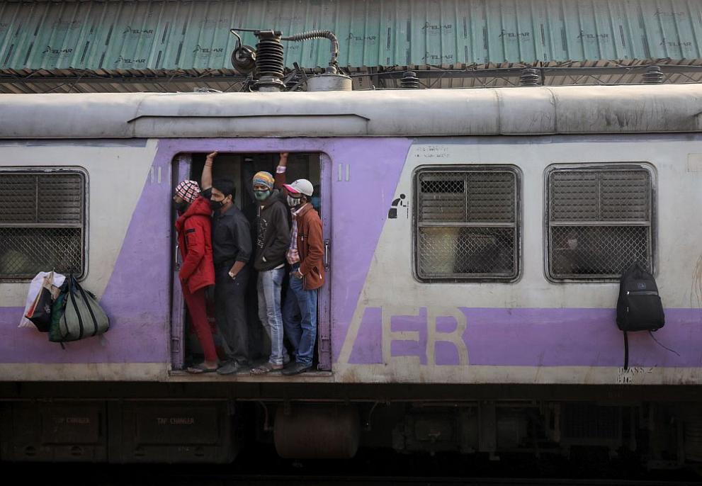 Индия влак