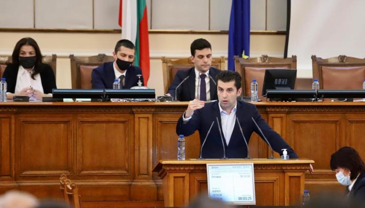 Кирил Петков - СКАНДАЛ! Премиерът скочи на ДПС: Разликата между мен и вас е, че аз съм независим