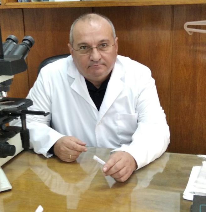Д-р Иван Терзиев, началник на Отделението по обща и клинична патология