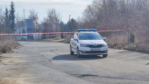 Издирват извършител открил стрелба в сливенския парк Юнак съобщиха от полицията