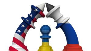 Напрежението на международната сцена по оста Русия Украйна НАТО и САЩсе покачва
