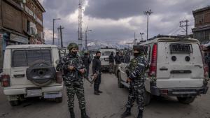 Индийски войници убиха петима екстремисти в индийски Кашмир сред които