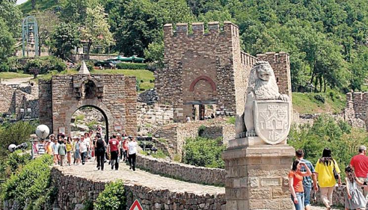 Царевец - В нов закон ИТН предлага: България с шест стари столици 