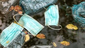 Световната здравна организация предупреди че огромното количество отпадъци образувани при