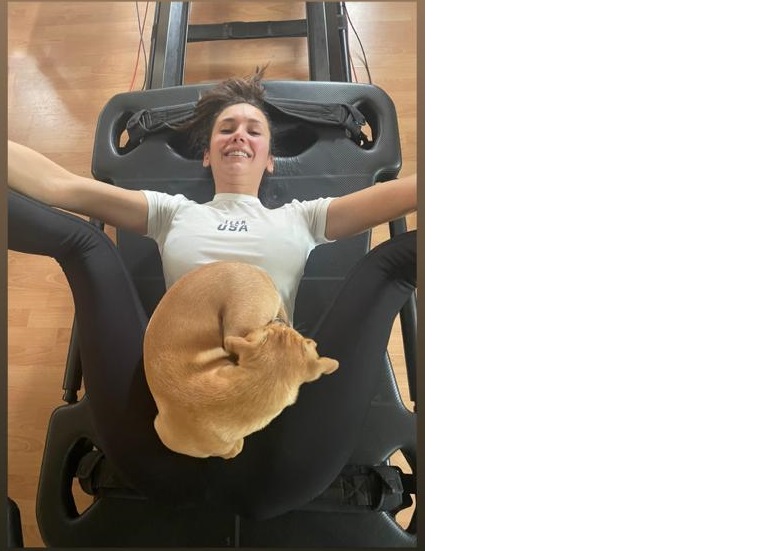 Нина Добрев