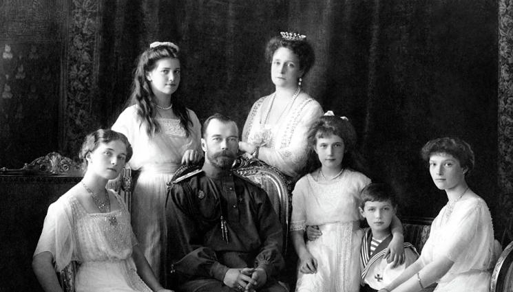 Уикенд - Николай Втори и семейството му са разстреляни едновременно