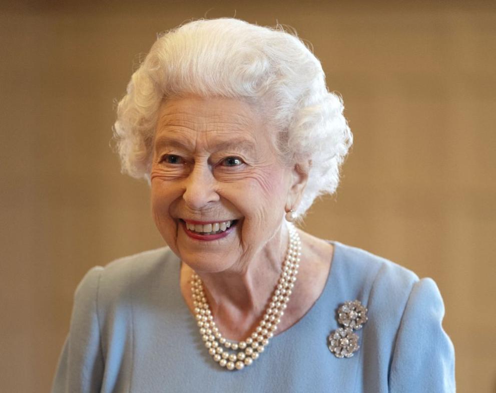 Кралица Елизабет Втора отмени планираните си виртуалните ангажименти, защото леките