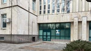 Основна сграда на Стопанска академия в Свищов пропада заради движение