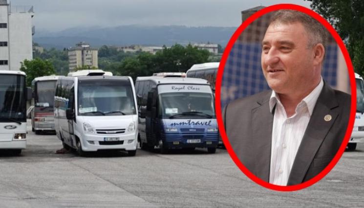 автобуси - ЗАРАДИ ВИСОКИТЕ ЦЕНИ НА ГОРИВАТА: Десетки транспортни фирми  пред фалит