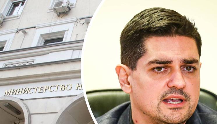 Василев ММС - РАЗПАДЪТ НА ВЛАСТТА: Радостин Василев подаде оставка като министър на спорта