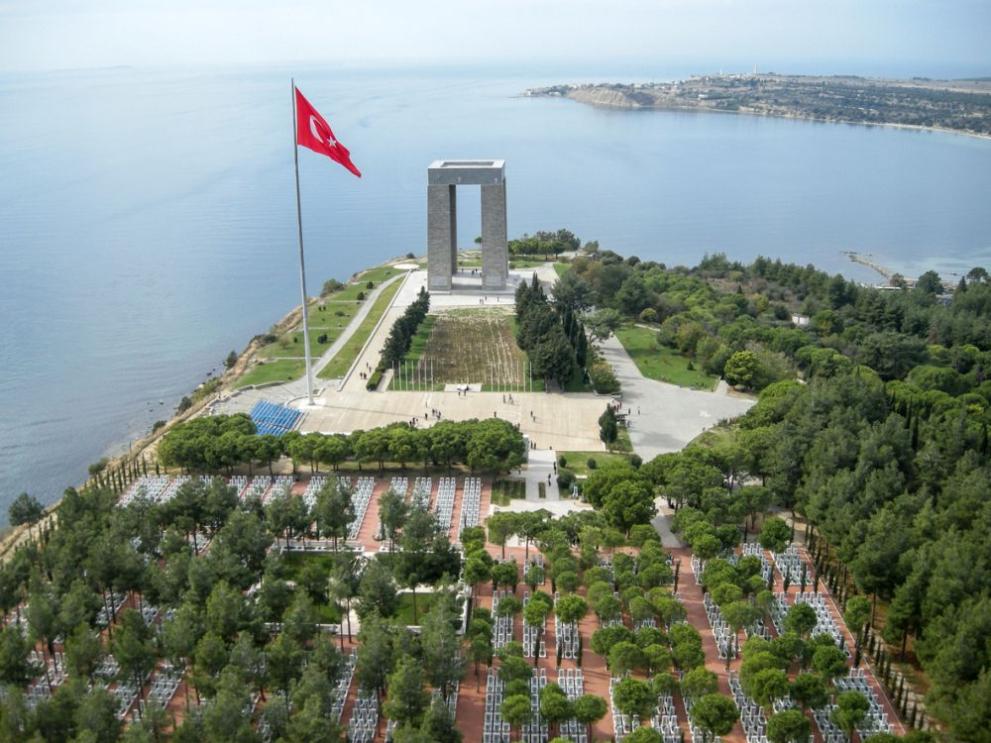 Новият мост над пролива Дарданели в Турция е на 99