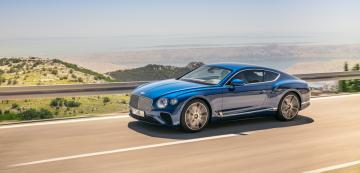 <p>Bentley Continental GT</p>