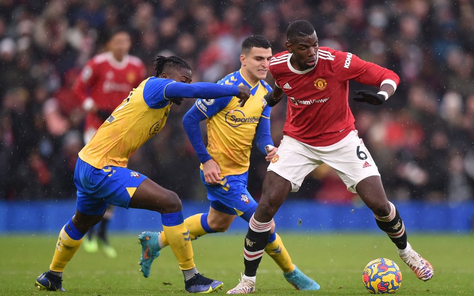 Отборите на Манчестър Юнайтед и Саутхемптън играят при резултат 1:1