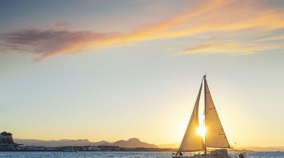 Лодка, пусната от американски ученици, стигна до Норвегия