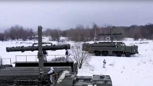 Руски военни части са започнали да се завръщат към местата