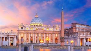 Влиятелен кардинал откри ватиканския симпозиум за духовността в четвъртък като