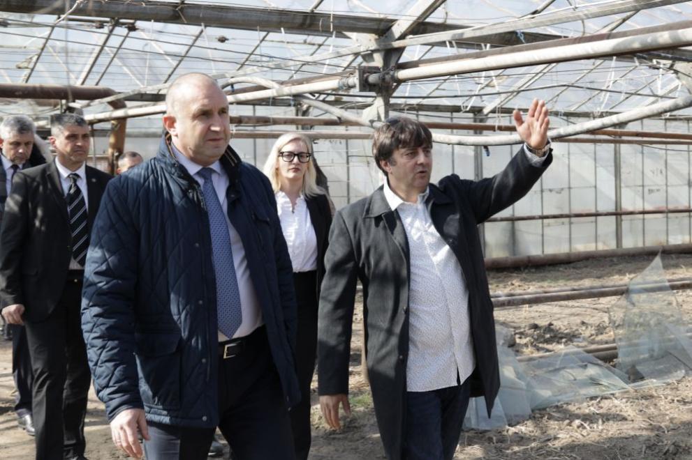 Нека да не забравяме какво означава служебен кабинет. По време