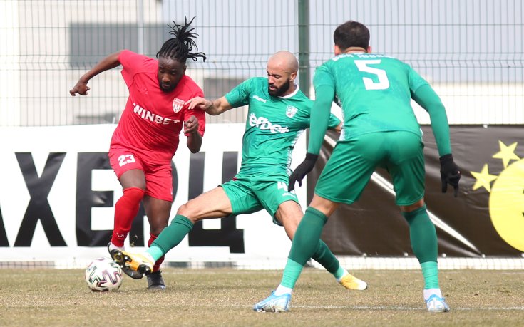 Петър Хубчев се завърна в Берое с обрат и победа над Царско село, феноменален гол беляза мача