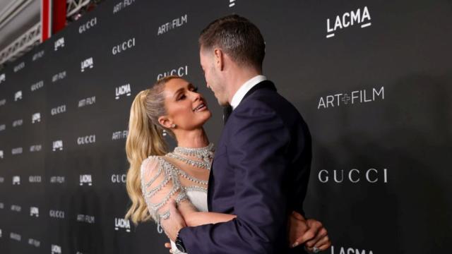 Първи рожден ден като омъжена жена: Любовната приказка на Парис Хилтън (СНИМКИ)