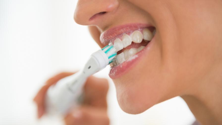 Как хората са почиствали устата си, преди да бъде изобретена пастата за зъби?