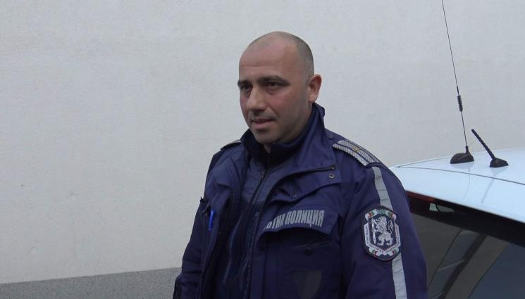 Старши инспектор Илиян Гвоздев Пловдив - Полицаят, спасил дете в Пловдив, не се чувства герой