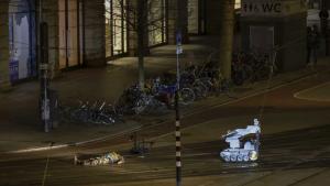 Нападателят който вчера взе за заложник българин в Амстердам е