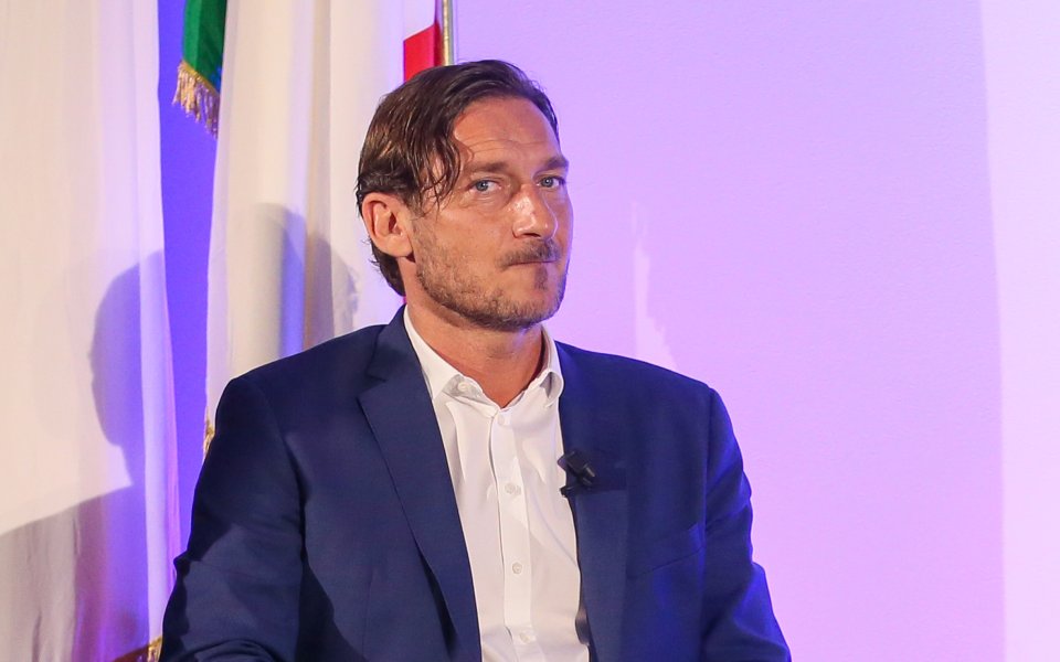 Легендата на Рома Франческо Тоти може да се завърне на